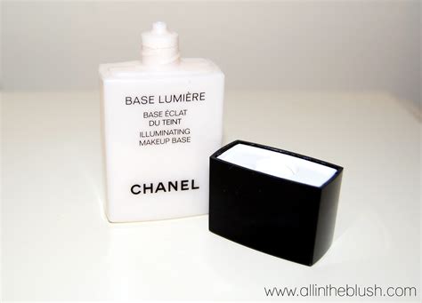 Review: Chanel Base Lumière Illuminating Makeup Base